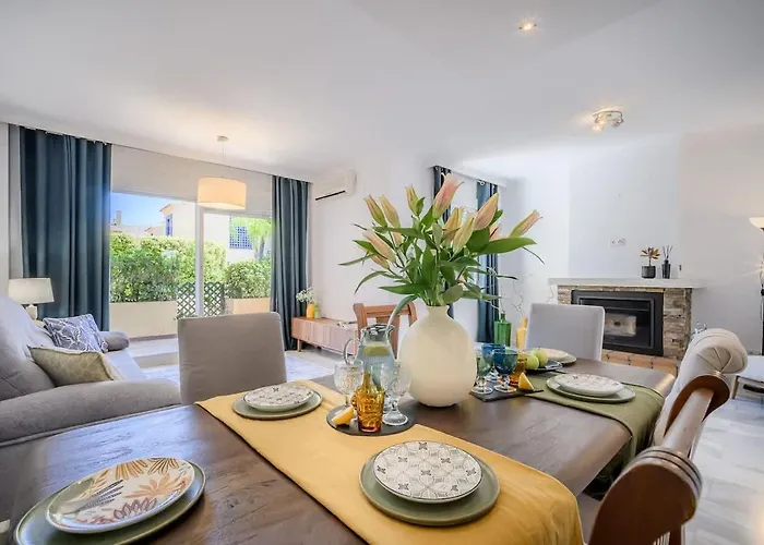 Domillion New Refurb 3bdr 2bath House Az111 Marbella