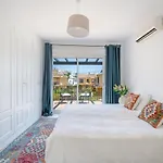 Domillion New Refurb 3bdr 2bath House Az111 Holiday home