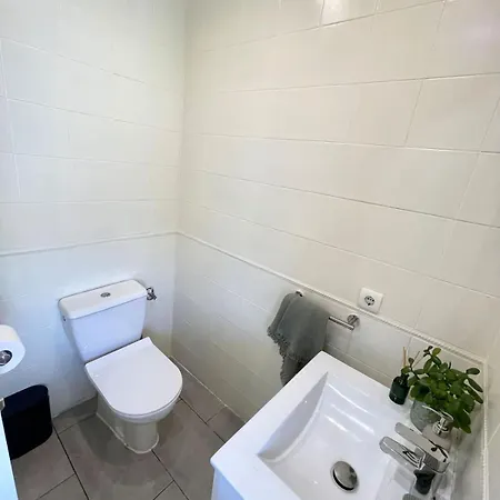 Domillion New Refurb 3bdr 2bath House Az111 Semesterbostad Marbella
