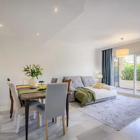 Domillion New Refurb 3bdr 2bath House Az111 *