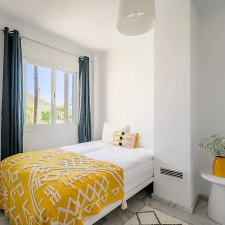 Domillion New Refurb 3bdr 2bath House Az111 بيت للعطل ماربيا