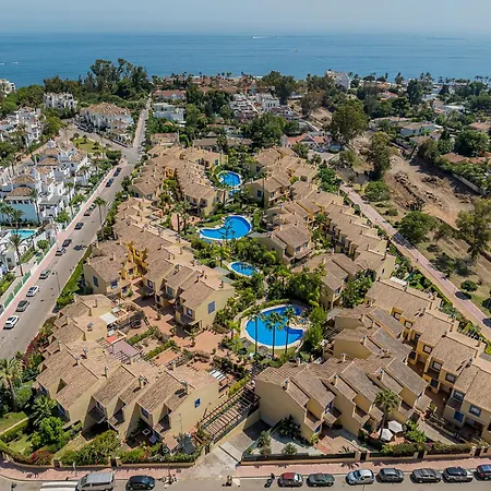 بيت للعطل Domillion New Refurb 3bdr 2bath House Az111 *